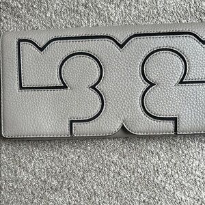 Tory Burch Metallic Silver Card Holder